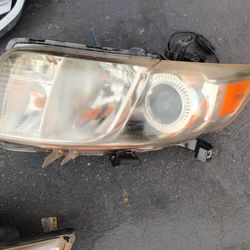 2008-2012 Scion Xb Headlight (Driver's Side) OEM. 
