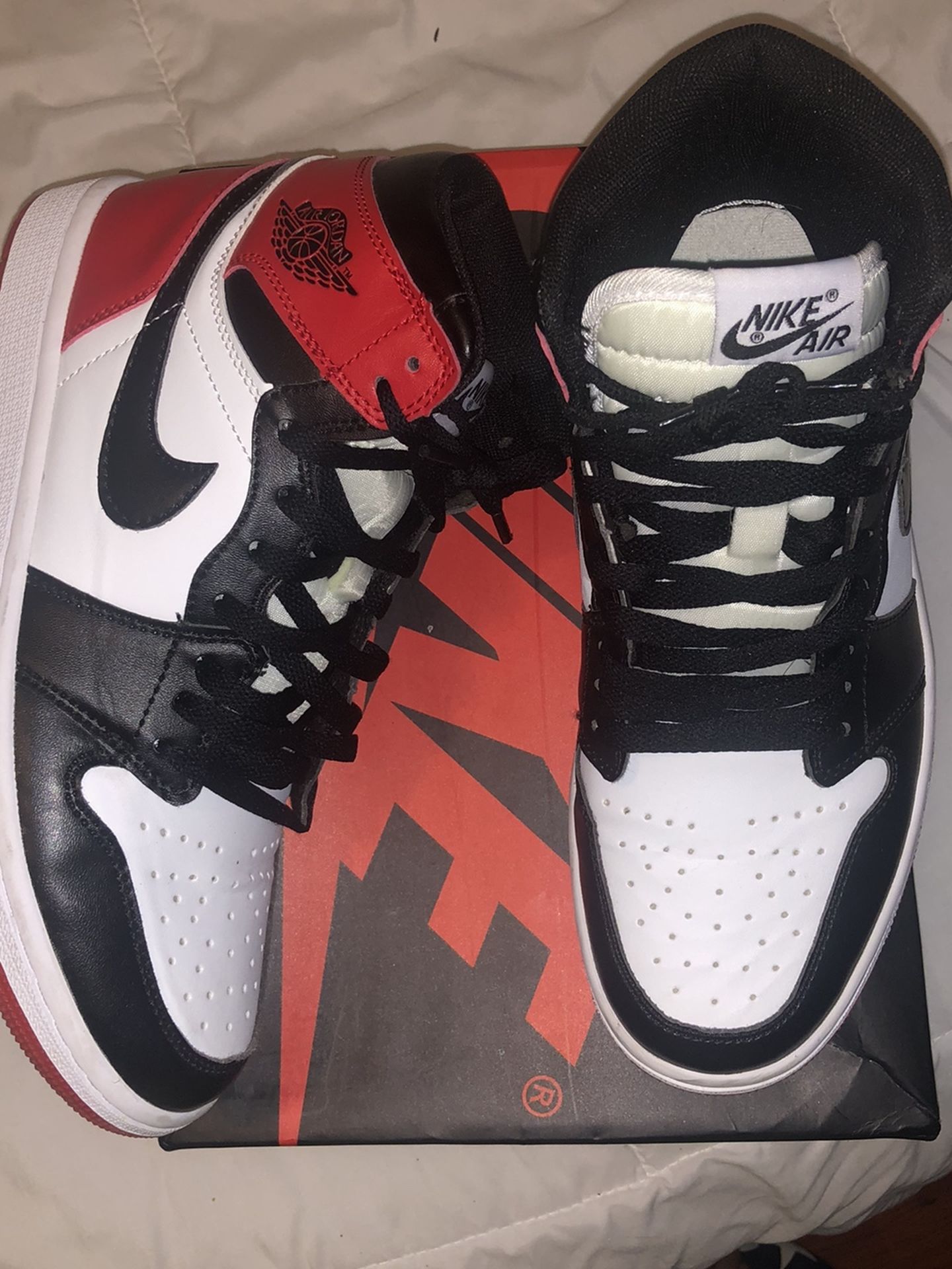 Jordan 1 Bred Toe Size 8.5