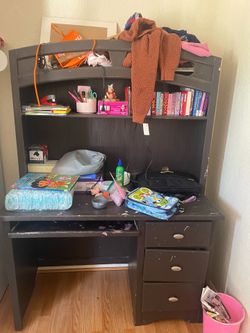 Free desk