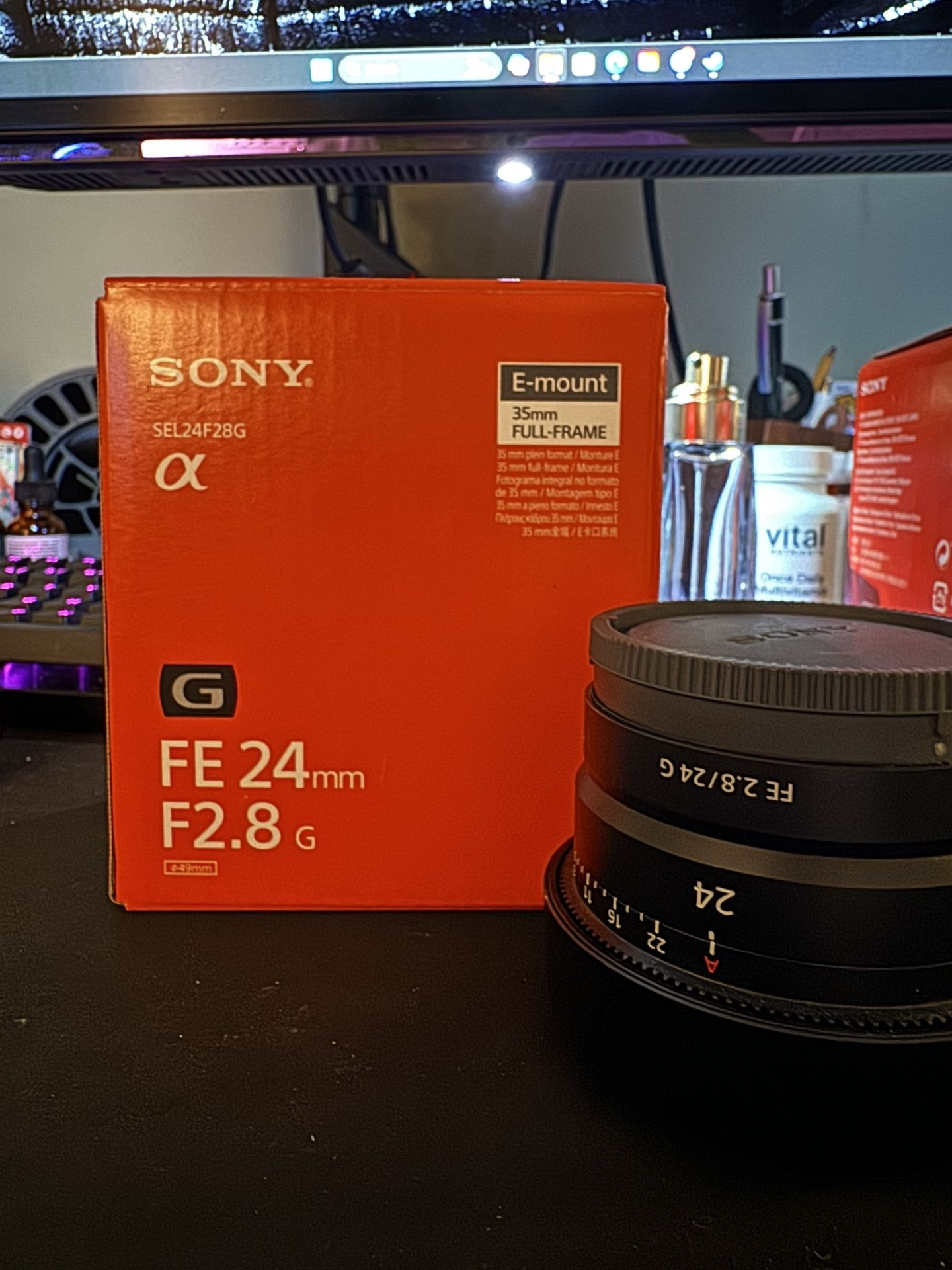 Sony FE 24mm F2.8 G Full-Frame Ultra-Compact G Lens