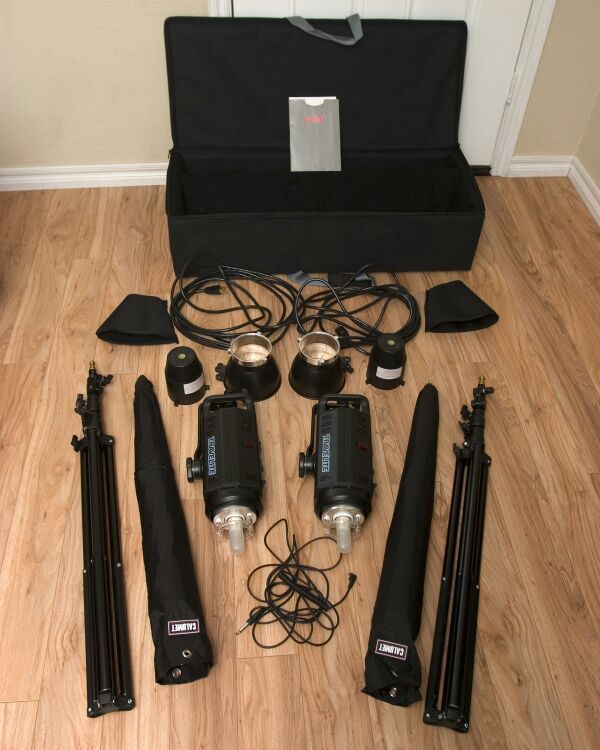 Calumet Travelite 750R 2 Lite Bundle, Case Stands Umbrellas Softbox