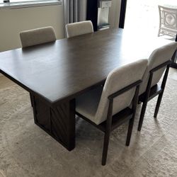 Modern Minimalist Wood Dining Table – Sleek Design