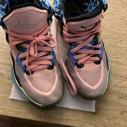 Kyrie Infinity 8 Valentines Day Basketball Shoes