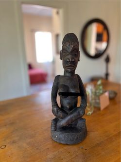 Vintage Hand-Carved African Wooden Statue – Seated Female Figure
