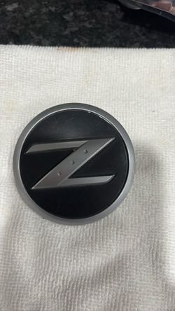 Nissan Z emblem