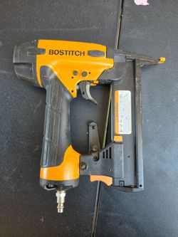 Bostitch 2-1/8-in-in 18 -Gauge Pneumatic Straight Brad Nailer
