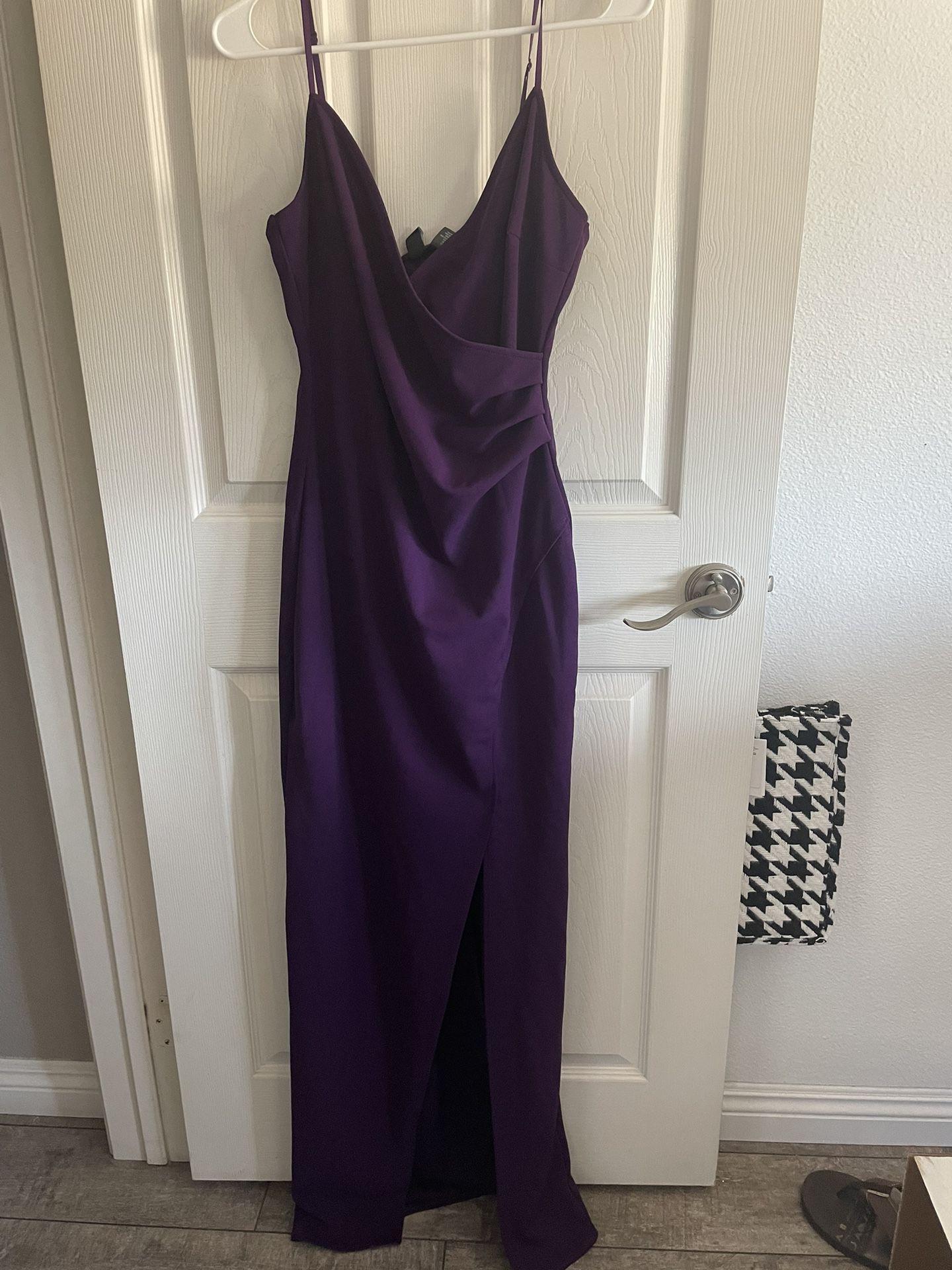 Beautiful Purple Windsor Dress Size L