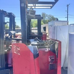 Raymond Docker Forklift 