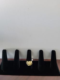 Gold ring