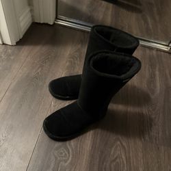 Black Mid Calf Bearpaw Boots 