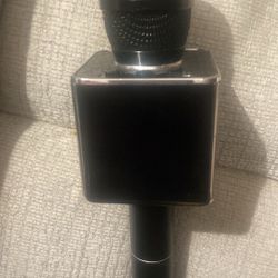 Karaoke Bluetooth Wireless Microphone 
