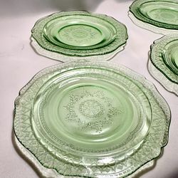 4 Green Depression Glass Patrician Spoke  Bread Plate, 6"