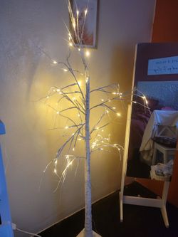New decorative tree with lights