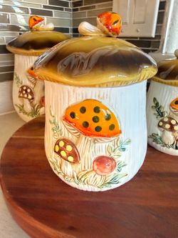 Merry Mushroom Cannisters by Sears 1978