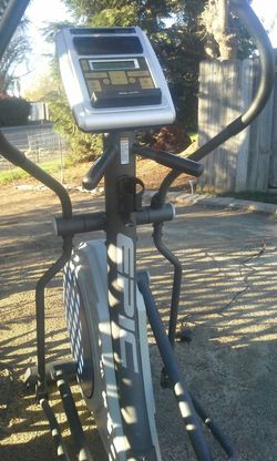 Epic exercise skier 2980 Electronics work 245 or best offer what a beautiful piece of gym equipment professional-grade