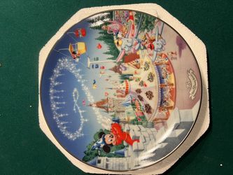 Fantasyland  Wait Disney World 25th Anniversary Plate Bradford Exchange