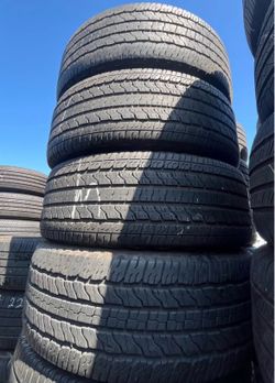 255/55/17 Goodyear set de llantas usadas en buenas condiciones las 4