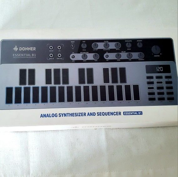 Donner B1 Bass Synth &amp; Sequencer - 128 Patterns, MIDI IN/OUT, Saturation &amp; Delay Effects