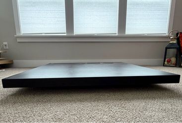 Low profile, solid wood decorative table (Japanese style)