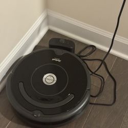 Roomba iRobot