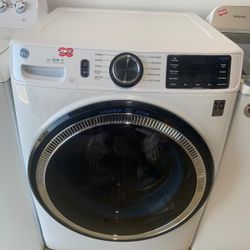 GE washer front load new scratch and dent 