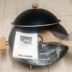 Maxim  1600 Watt Electric Wok