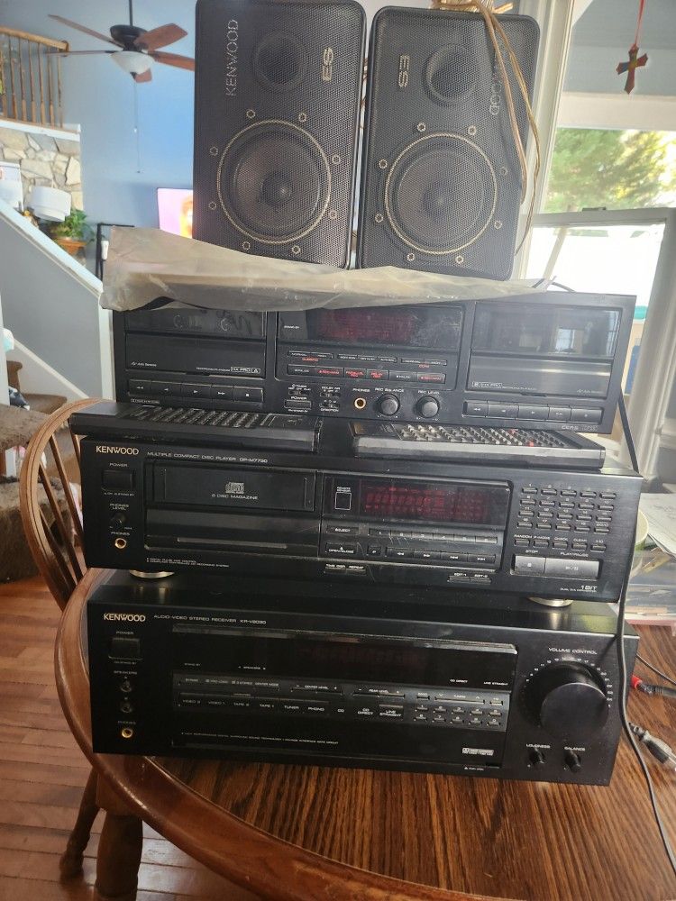 Kenwood Stereo