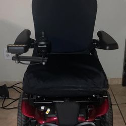 Quickie Sedeo Pro Q500 M Power Wheelchair
