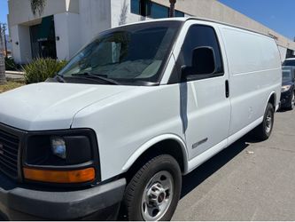 2005 GMC Savana