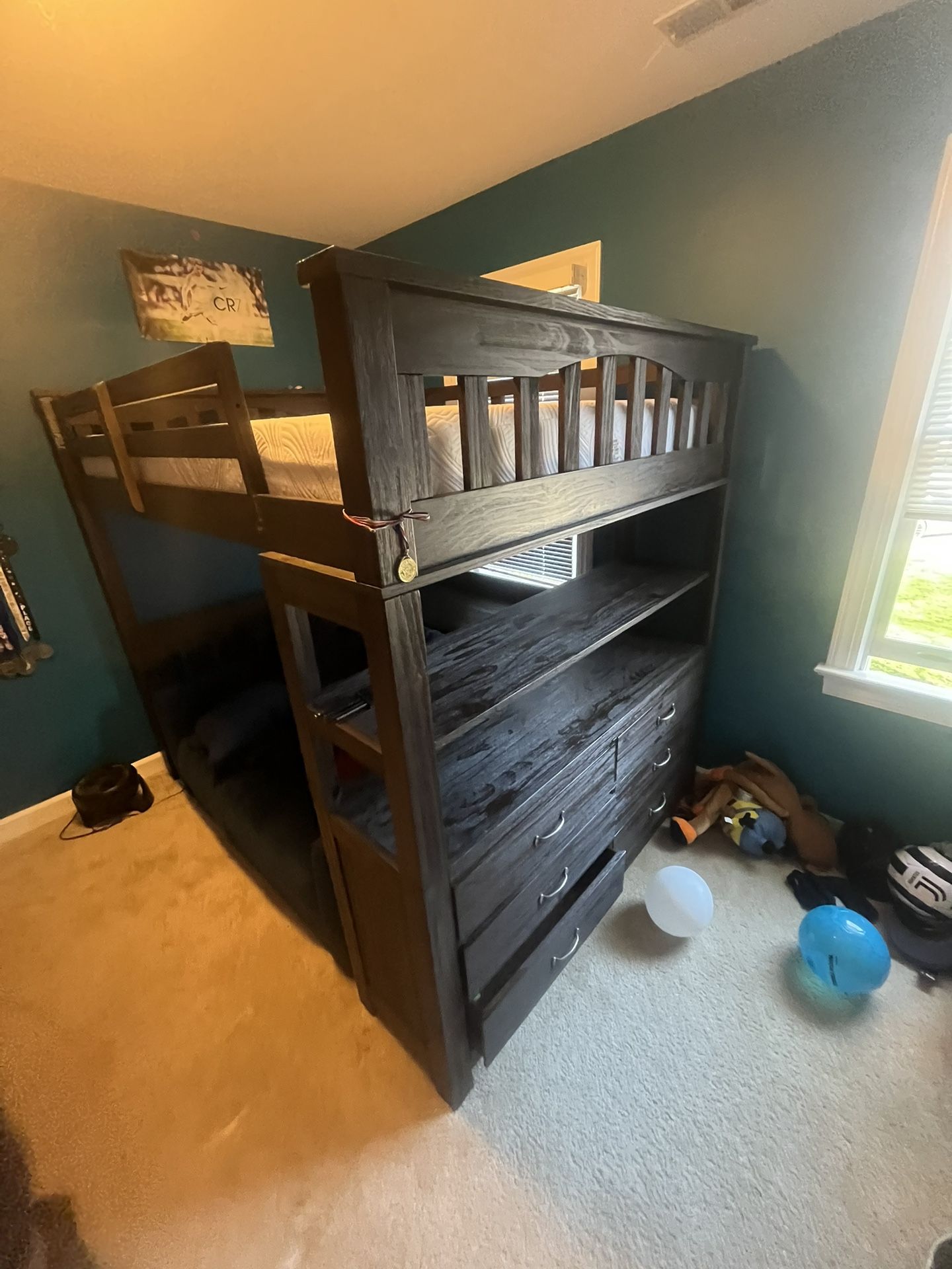 Full Size Loft 2in1 Bunk Bed & Desk