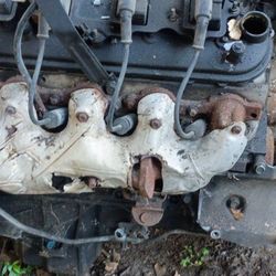 Chevy 5.3 Motor And 4x4 Transmission 