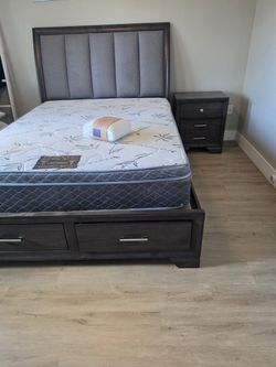 Queen bed