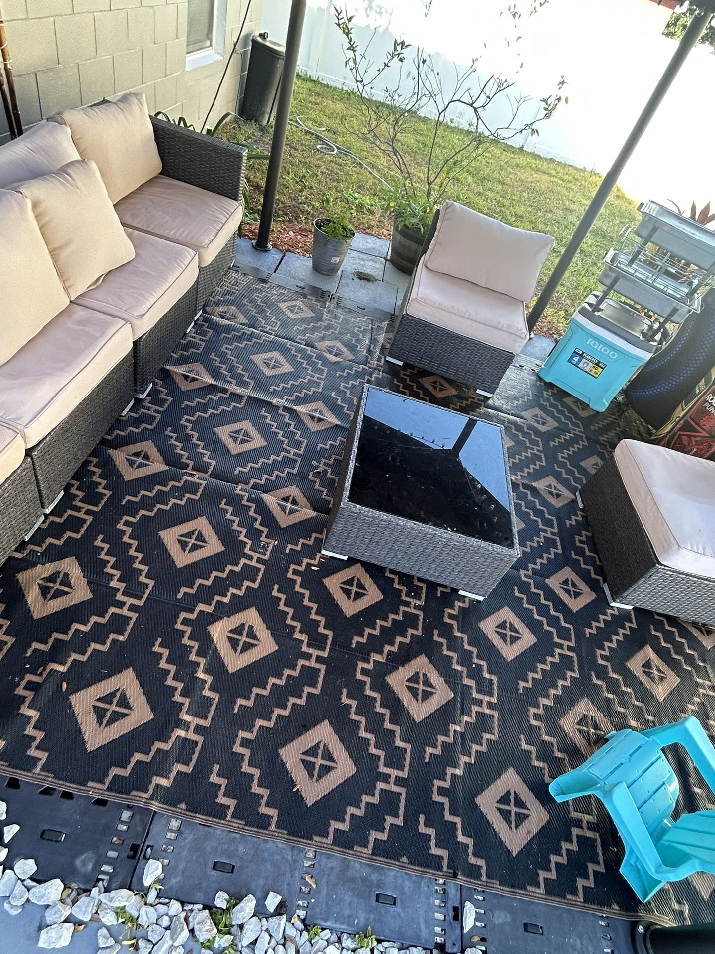 Gazebo And Patio Set With Rug