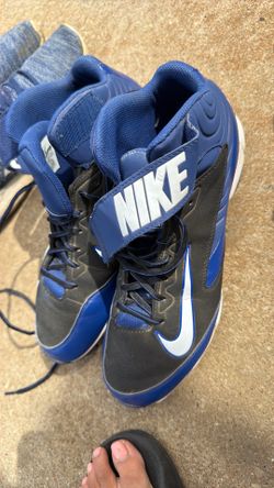 Baseball cleats size 11