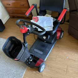 Pride Mobility Go-Go Elite Traveller Scooter – Serviced & Fully Functional