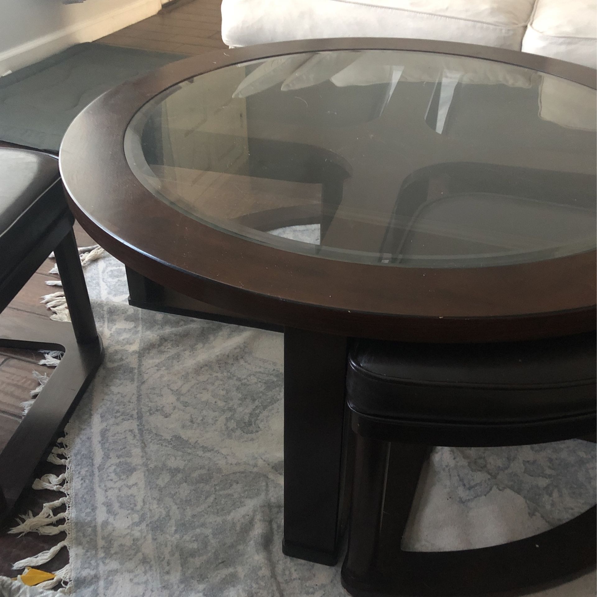 Coffee Table With 4 Nested Stools