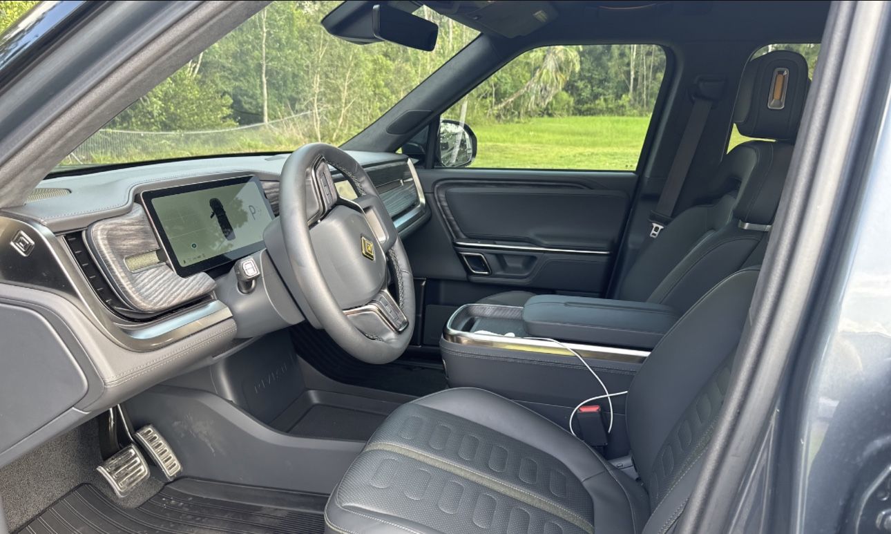 2022 Rivian R1S Launch Edition 3 ROW ELECTRIC SUV LOADED for Sale in
