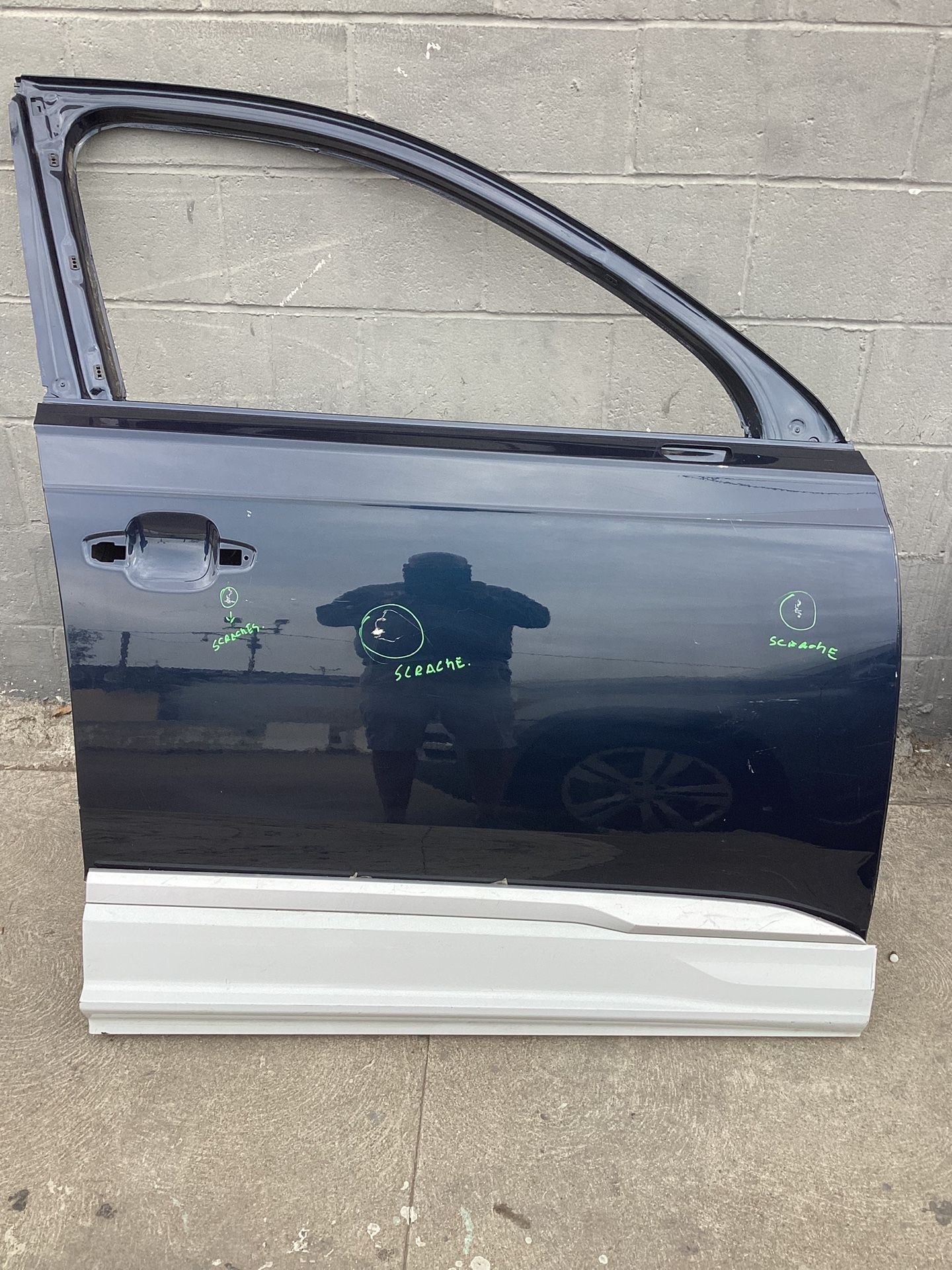 2017 - 2025 Audi Q7 Right Front Passenger Door