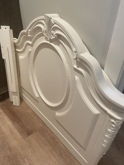 Twin bed