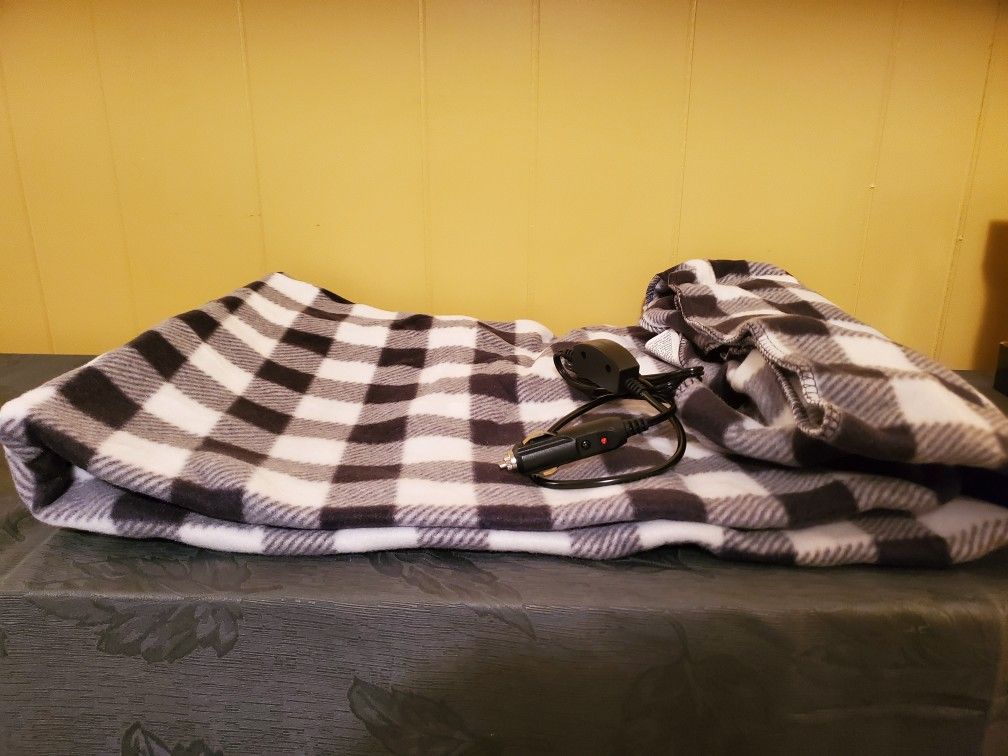 TREKSAFE 12volt Heated Travel Blanket