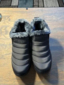 Women’s Style Ankle Boot- Grey