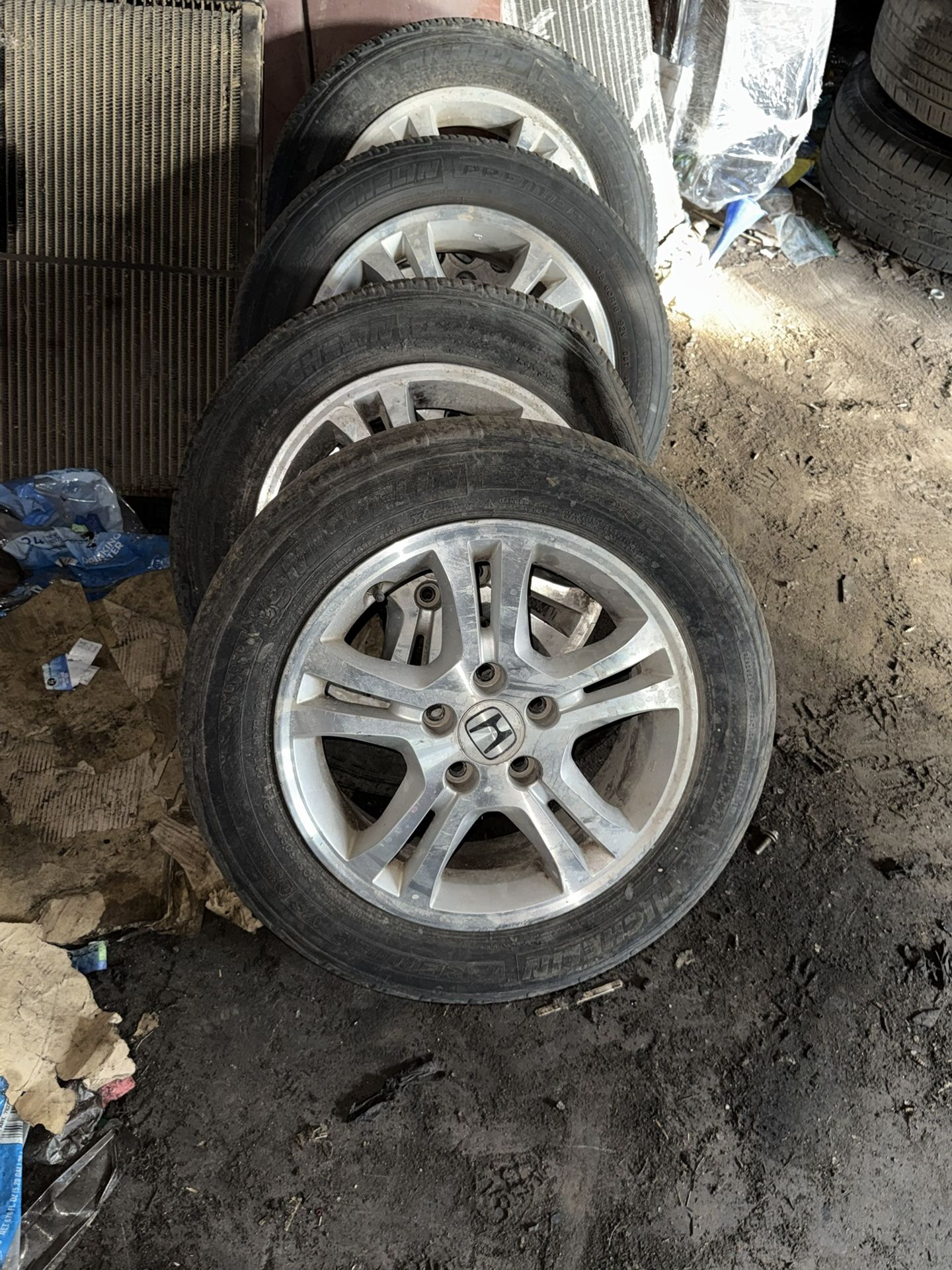 Riñes 16” Para Honda
