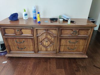 Vintage Mid Century Dresser
