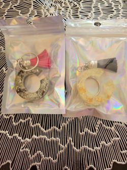 Letter C resin keychains