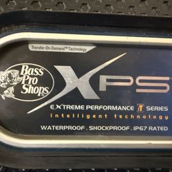 Bass Pro Shops XPS iT Series 15 Amp Triple Bank Marine Battery Charger