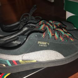 Suede BLack History Month Pumas 8.5