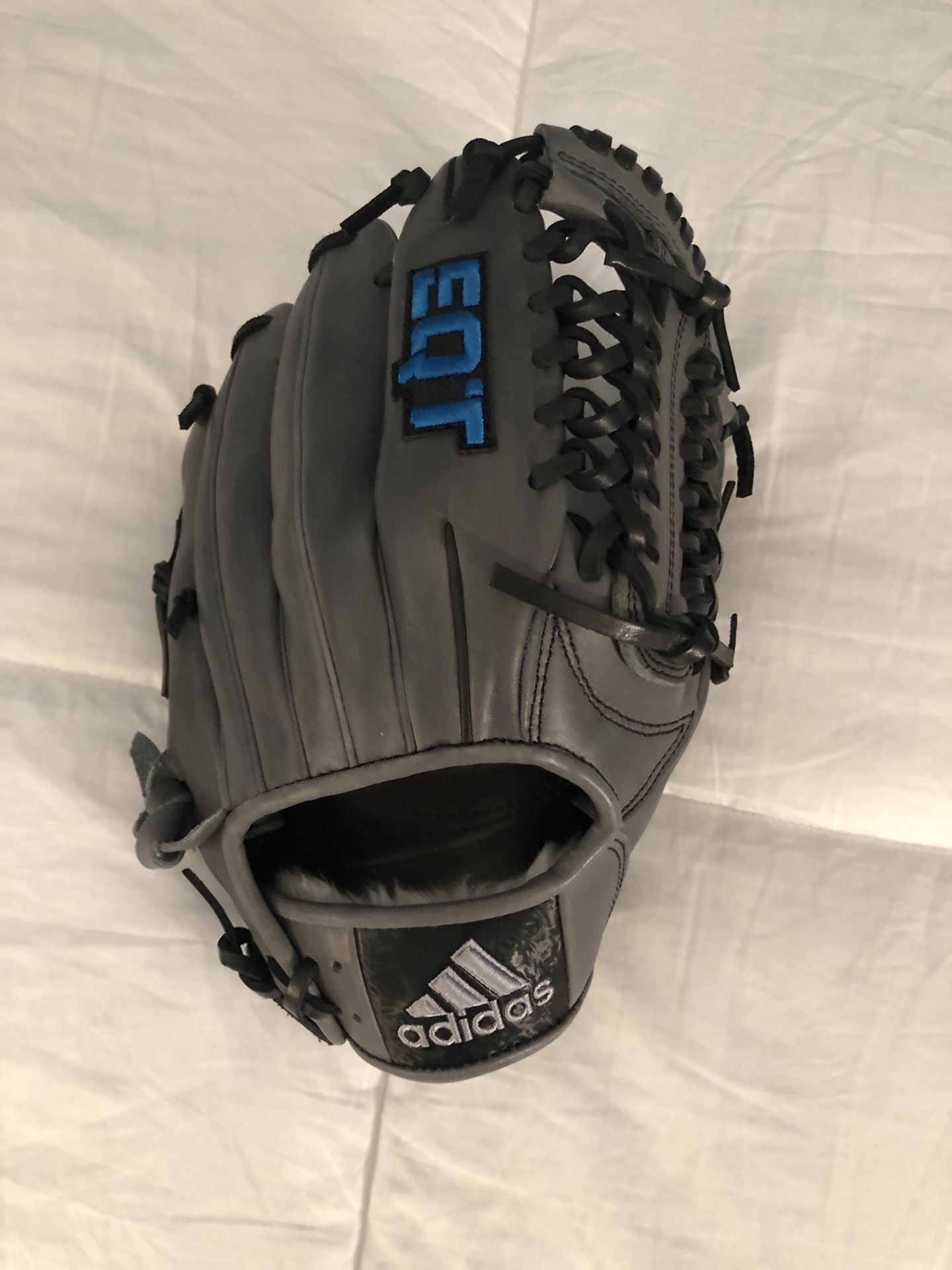 Adidas baseball Glove  Adidas baseball, Baseball glove, Adidas