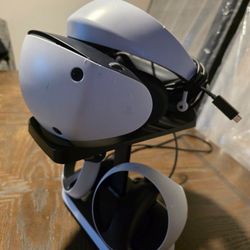 Sony PlayStation VR2 Horizon Call of the Mountain Bundle VR Headset And Stand - White