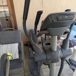 NordicTrack E5.5 elliptical trainer. 