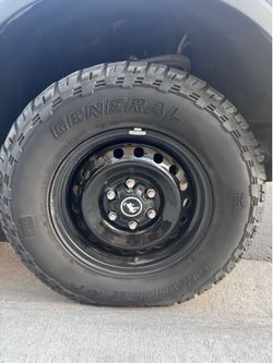 Wheel and tire set